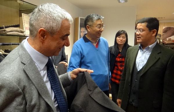 参观意大利服装品牌企业.jpg